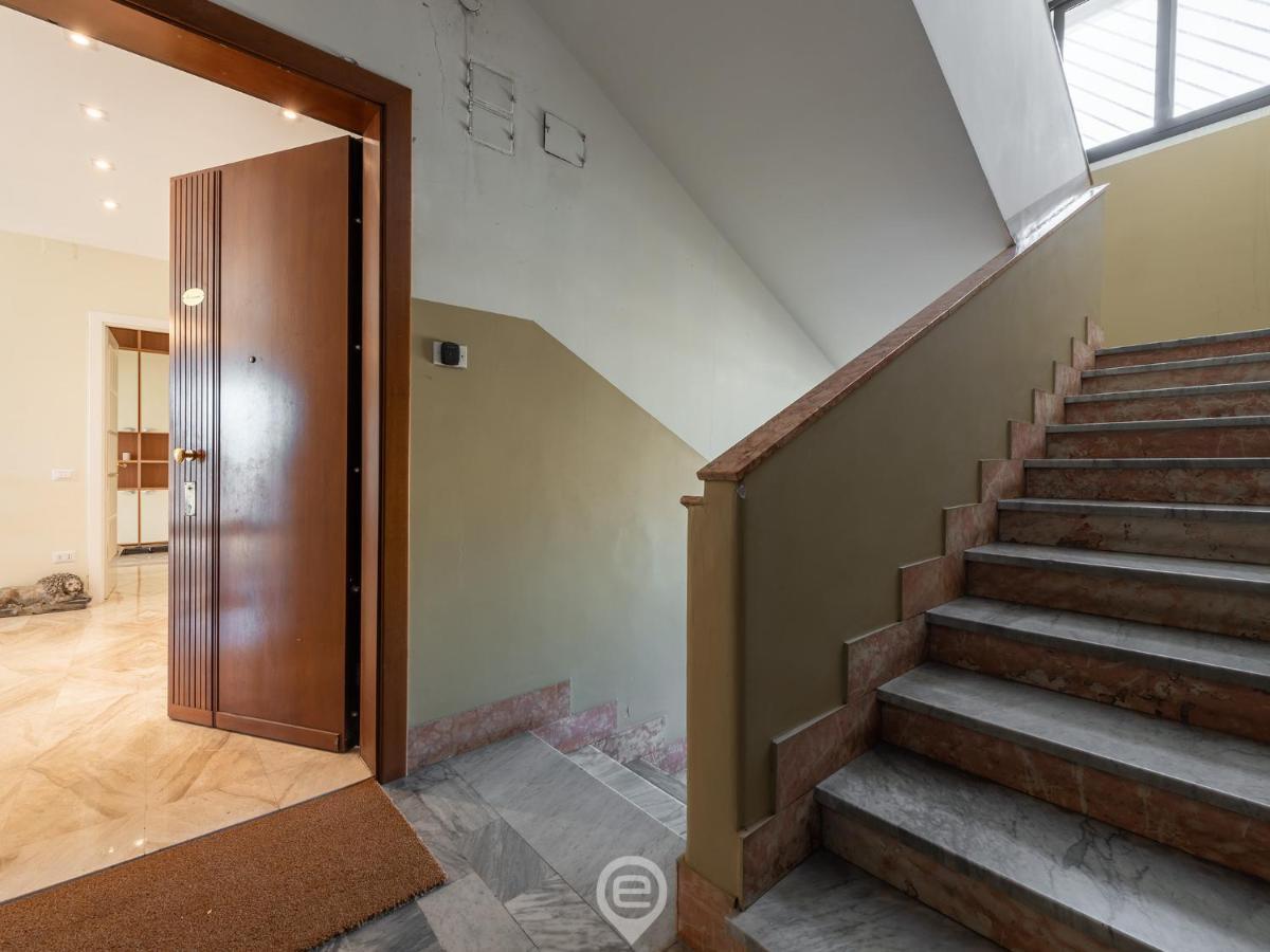 Cityscape Vista Apartment Cagliari Ngoại thất bức ảnh