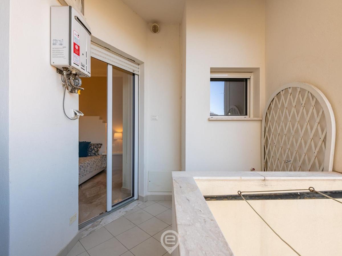 Cityscape Vista Apartment Cagliari Ngoại thất bức ảnh