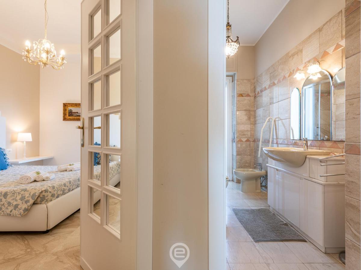 Cityscape Vista Apartment Cagliari Ngoại thất bức ảnh
